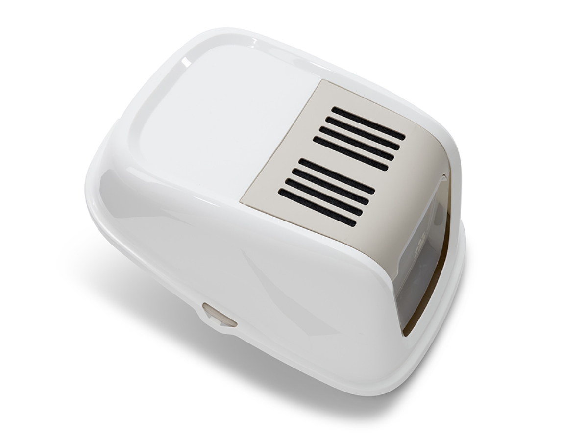 Savic Nestor Giant extra-large cat litter box in white and mocha, swing door, filter compartment lid, 75.5 × 56 × 55.5 cm.