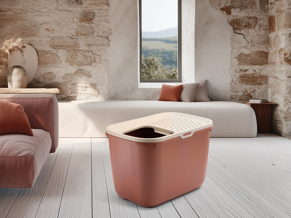 Savic Hop In Tuscan Red top-entry cat litter tray with champagne lid and perforated top in Italian home setting