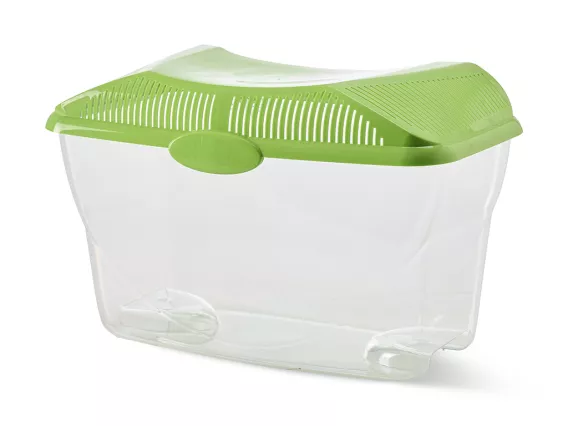 Aqua Smile 9L aquarium with ventilated lid and easy-access door for small fish care.