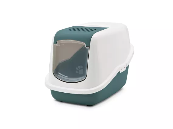 Nestor litter box with nordic green base and white hood, featuring a foldable front, high back, and odour control for a clean home.